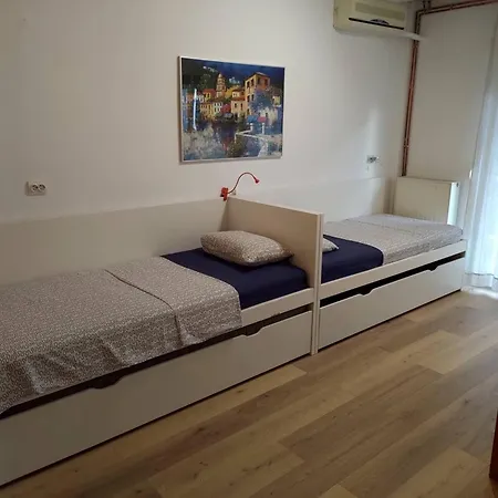 Appartement Promenade With Sea View Yr2 *